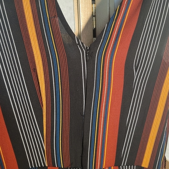 NWOT MONTEAU Stripe Jumpsuit With Pockets - Picture 11 of 13
